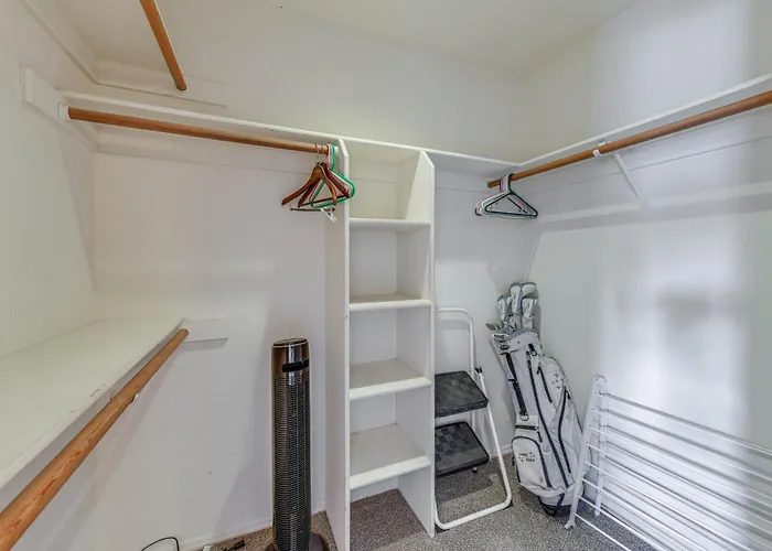 Holiday home Steps To Pool & Hot Tubs! Snowbird Escape In