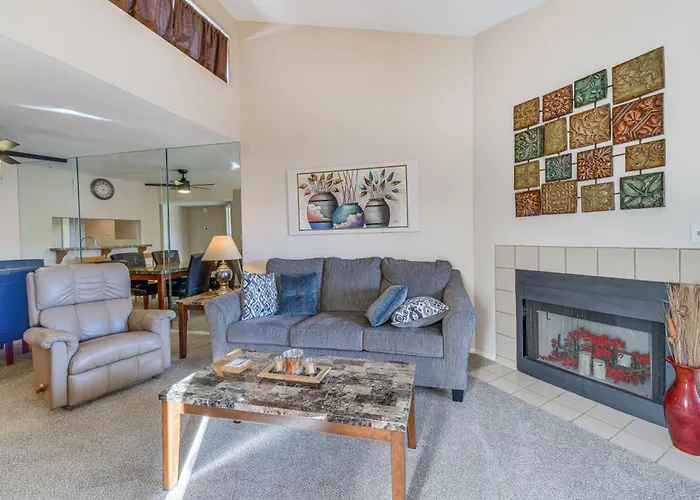 Steps To Pool & Hot Tubs! Snowbird Escape In Holiday home Mesa