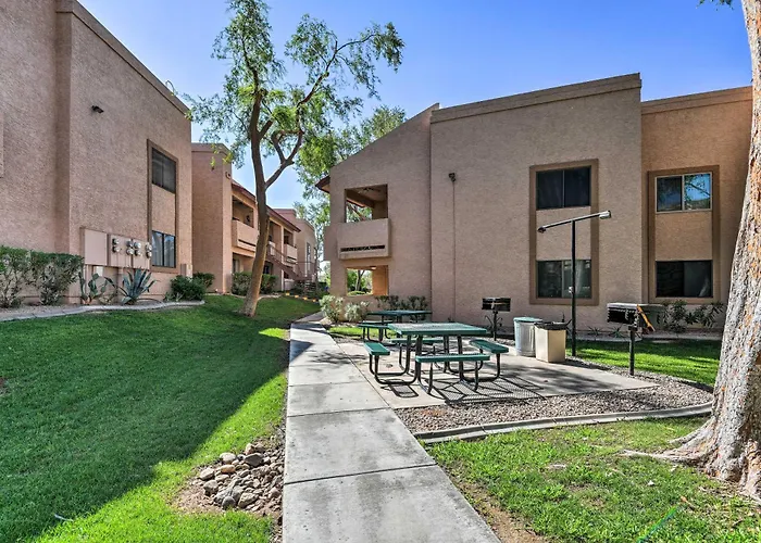 Holiday home Steps To Pool & Hot Tubs! Snowbird Escape In Mesa